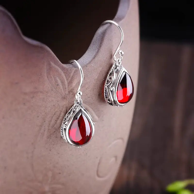 Boucles d'oreilles Goutte pierre rouge, bijou en alliage plaqué argent