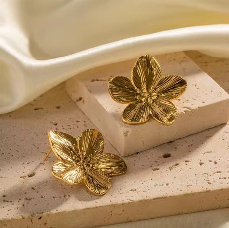 Boucles d'oreilles fleurs d'or, bijou en plaqué or 585 (14 carats)