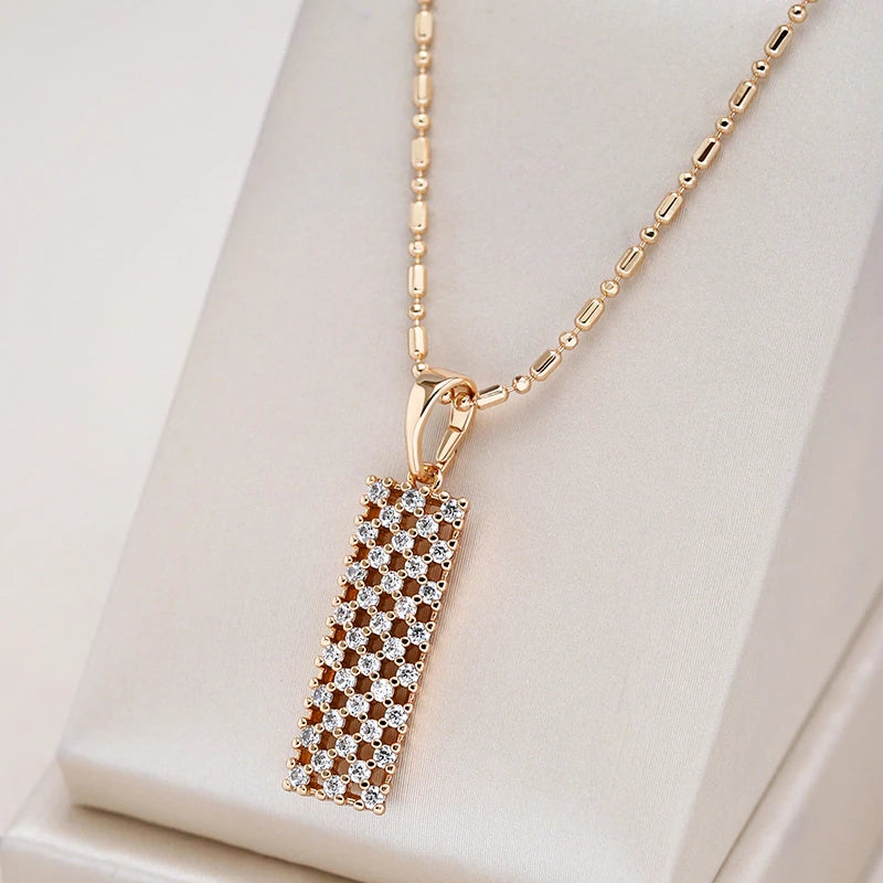 Collier pendentif géométrique, bijou en plaqué or rose et en zircons naturels
