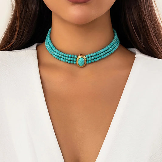 Collier multicouches de perles, bijou en plaqué or et en pierre naturelle turquoise