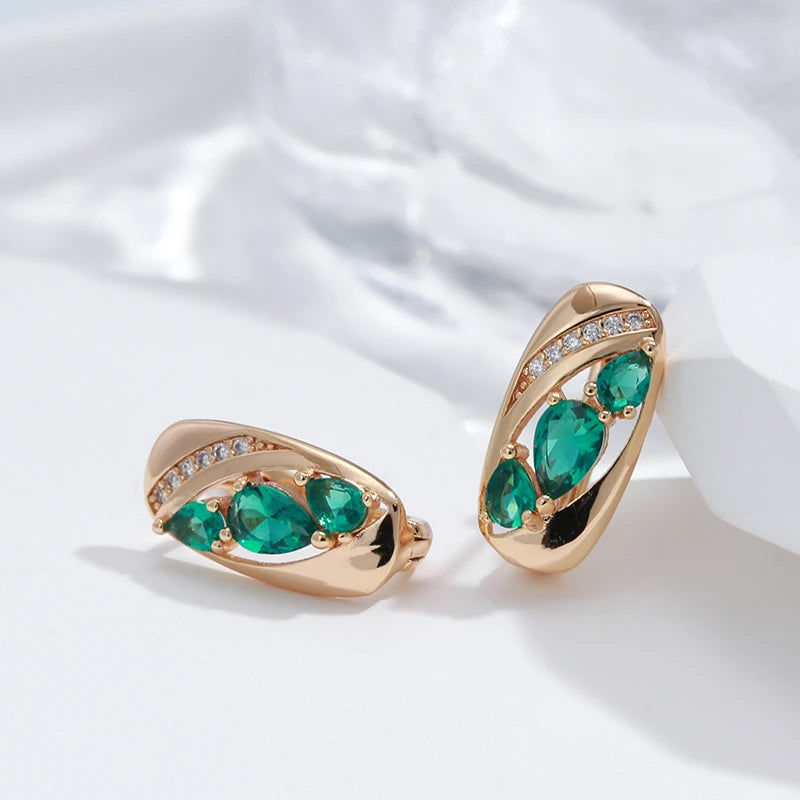 Boucles d'oreilles Zircons verts et blancs, bijou en plaqué or rose et en zircons naturels