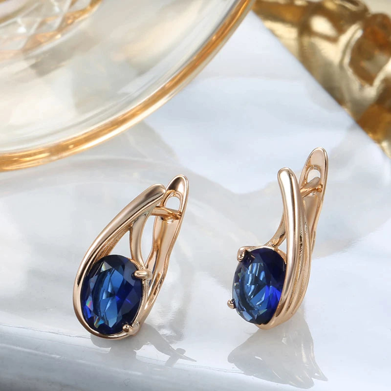 Boucles d'oreilles Zircons bleus, bijou en plaqué or rose et en zircons naturels