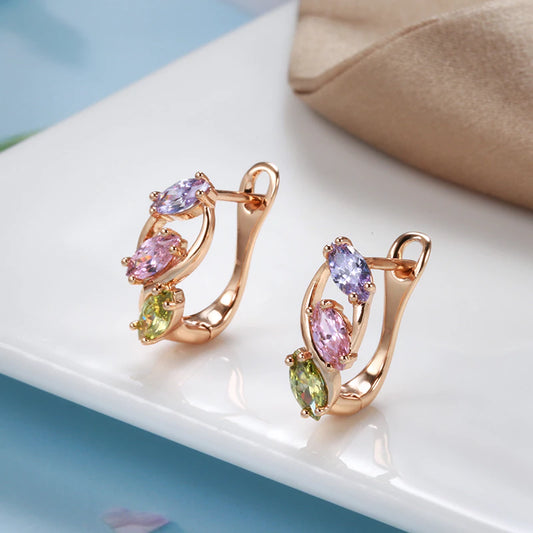 Boucles d'oreilles Trois Zircons en amande, bijou en plaqué or 585 (14 carats) et en zircons naturels