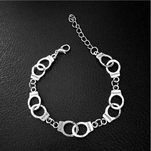 Bracelet menottes, bijou en acier inoxydable argenté